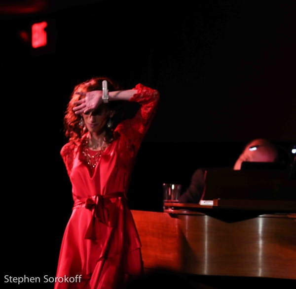 Photo Coverage: Amy Oestreicher Brings GUTLESS & GRATEFUL to MR. FINN'S CABARET Image