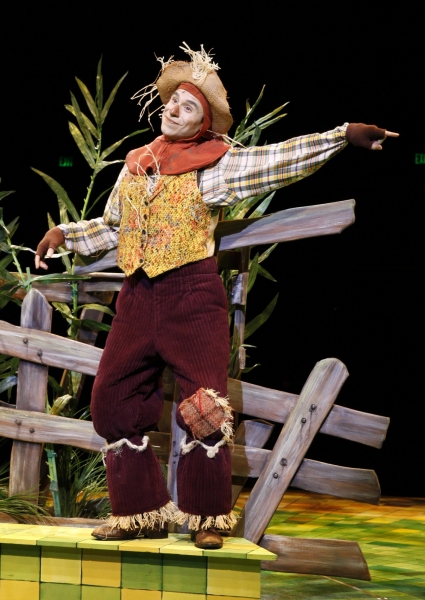 Paul Sabala as Scarecrow  Photo