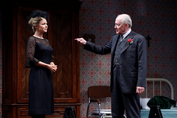 Photo Flash: First Look at Liv Rooth and More in Westport Country Playhouse's LOOT Image