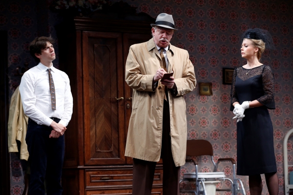 Photo Flash: First Look at Liv Rooth and More in Westport Country Playhouse's LOOT Image