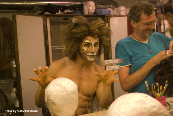 Photo Flash: Go Backstage at CATS with Martin Samuel Image