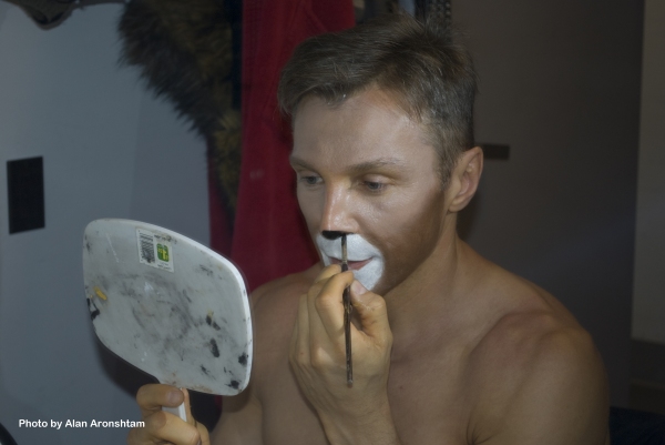 Photo Flash: Go Backstage at CATS with Martin Samuel Image