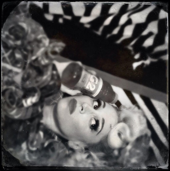 Photo Flash: Saturday Intermission Pics, July 20 - KINKY BOOTS Awaits the Royal Baby, Stratford's FIDDLER Calendar and More!  Image