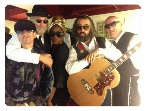 Photo Flash: Saturday Intermission Pics, July 20 - KINKY BOOTS Awaits the Royal Baby, Stratford's FIDDLER Calendar and More!  Image