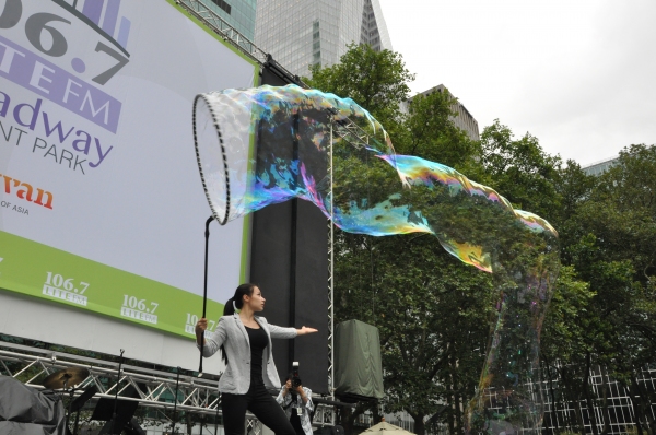 Photo Coverage: SOUL DOCTOR, ROCK OF AGES & More Visit Broadway in Bryant Park! Image