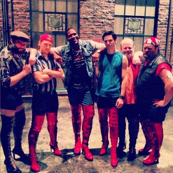 Photo Flash: Saturday Intermission Pics, July 27 - Michael Strahan Dons Some KINKY BOOTS, Plus JUNGLE BOOK, PHANTOM and More!  Image