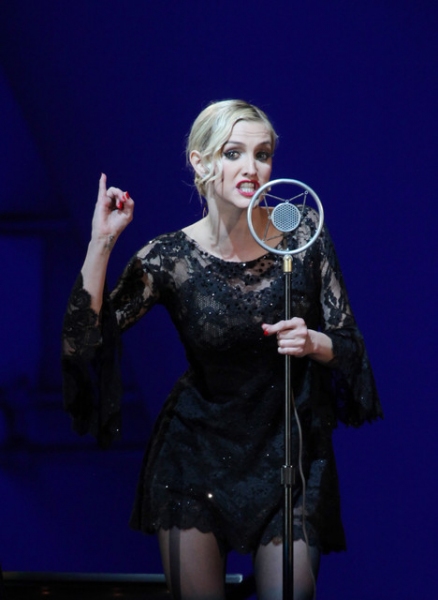 Photo Flash: Hotcha! CHICAGO Rocks the Hollywood Bowl - Samantha Barks, Ashlee Simpson and More! Image