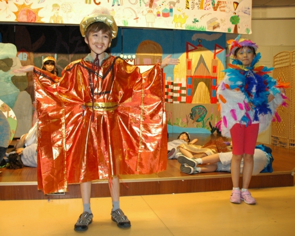 Photo Coverage: Beijing Playhouse Academy of Performing Arts' Performance of Ali Baba and the Forty Thieves 