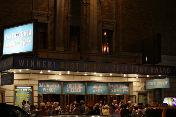 Photo Coverage: Julie White Debuts in VANYA AND SONIA AND MASHA AND SPIKE Image