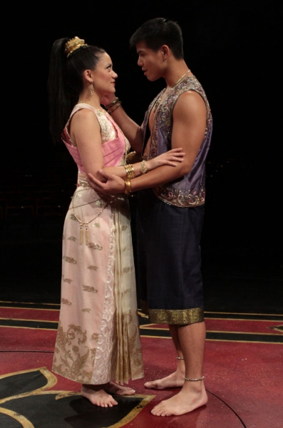Photo Flash: First Look at Christiane Noll, Paul Nakauchi and More in THE KING AND I at Music Circus Image