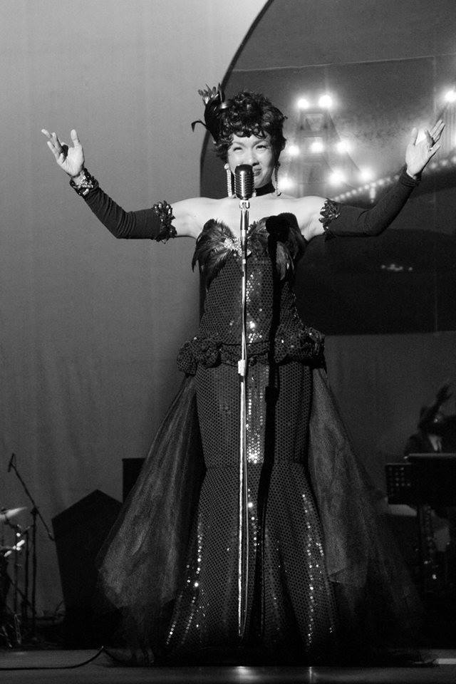Photos: KATY! Enters Last Weekend; Rave Reviews Pour In Image