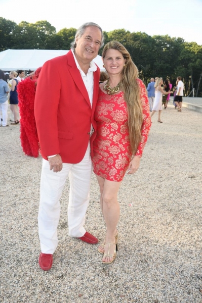 Photo Flash: Alan Cumming, Lady Gaga and More at 2013 Watermill Center Summer Benefit Image