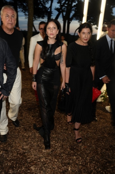 Photo Flash: Alan Cumming, Lady Gaga and More at 2013 Watermill Center Summer Benefit Image