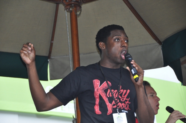 Photo Coverage: KINKY BOOTS, FIRST DATE, BIG FISH & More Visit BROADWAY IN BRYANT PARK!  Image