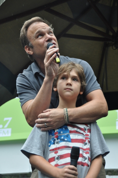 Photo Coverage: KINKY BOOTS, FIRST DATE, BIG FISH & More Visit BROADWAY IN BRYANT PARK! Image