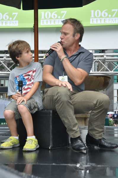 Photo Coverage: KINKY BOOTS, FIRST DATE, BIG FISH & More Visit BROADWAY IN BRYANT PARK! Image