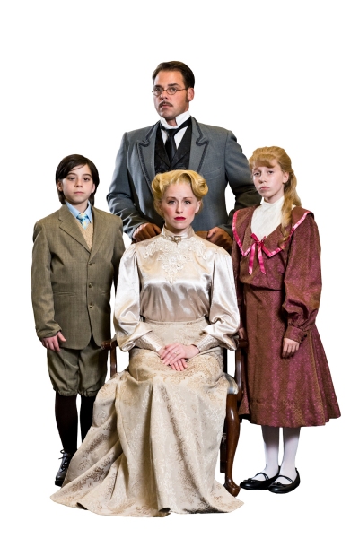 Photo Flash: Promo Shots for Maine State Music Theatre's MARY POPPINS, Begin. 8/7 Image