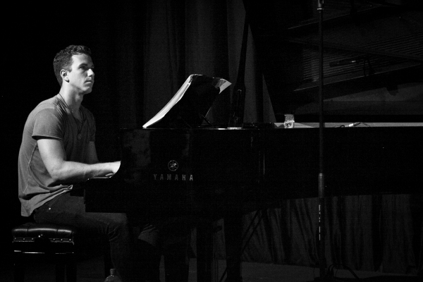 Photo Flash: Scott Alan and Company in Rehearsal at the O2 Image
