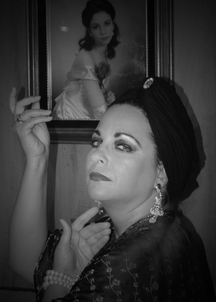 Photo Flash: SUNSET BOULEVARD to Play The Way Off Broadway Dinner Theatre Starring Jeanine Collins as Norma Desmond 