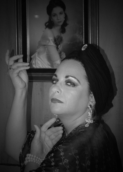 Photo Flash: SUNSET BOULEVARD to Play The Way Off Broadway Dinner Theatre Starring Jeanine Collins as Norma Desmond Image