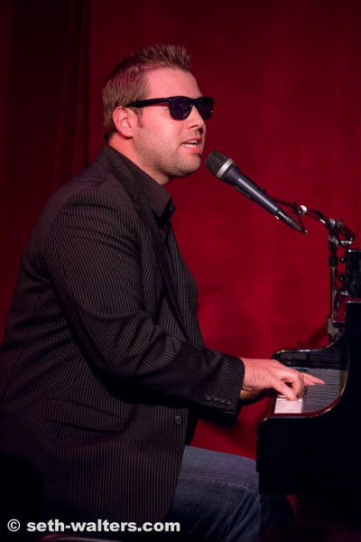 Photo Flash: Will Chase, Julia Murney & More Sing Billy Joel at Birdland Image