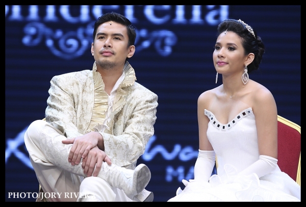 Photo Flash: CINDERELLA Opens Tonight at Resorts World Manila Image