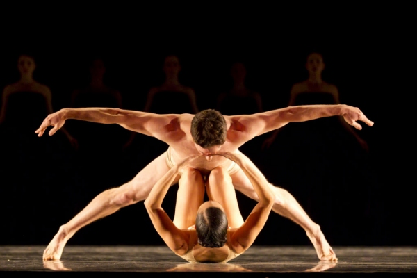 Photo Flash: First Look at Hubbard Street Dancers Image