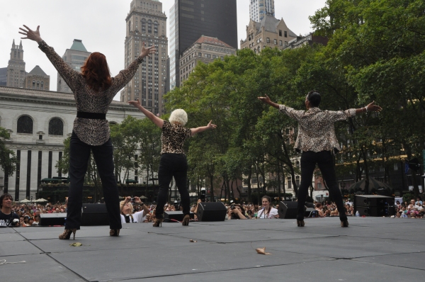 Photo Coverage: WICKED, ANNIE & More Visit BROADWAY IN BRYANT PARK! 