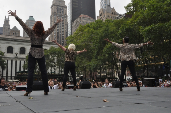 Photo Coverage: WICKED, ANNIE & More Visit BROADWAY IN BRYANT PARK! Image
