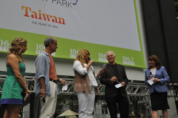 Photo Coverage: WICKED, ANNIE & More Visit BROADWAY IN BRYANT PARK! 