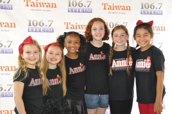 Photo Coverage: WICKED, ANNIE & More Visit BROADWAY IN BRYANT PARK! Image