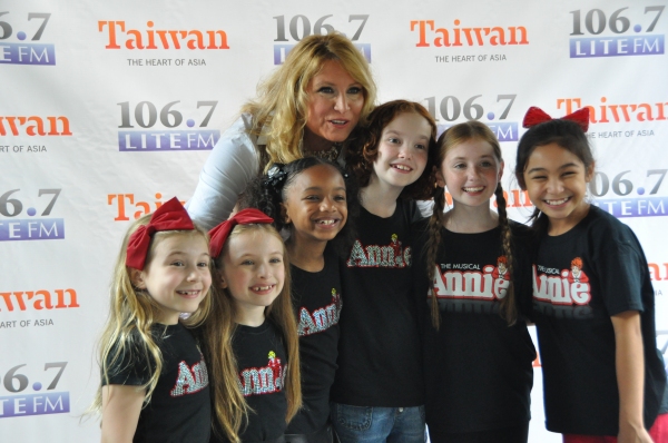 Photo Coverage: WICKED, ANNIE & More Visit BROADWAY IN BRYANT PARK! Image