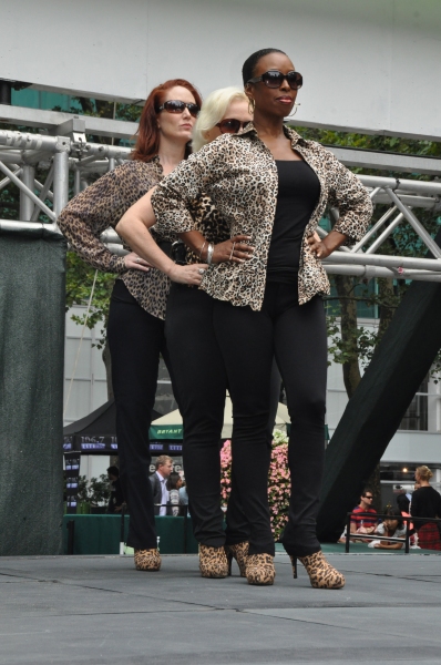 Photo Coverage: WICKED, ANNIE & More Visit BROADWAY IN BRYANT PARK! Image