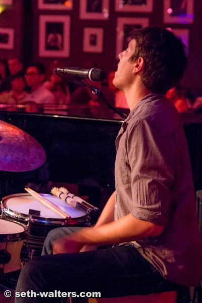 Photo Flash: Steve Kazee and The Shiny Liars Play Birdland Image