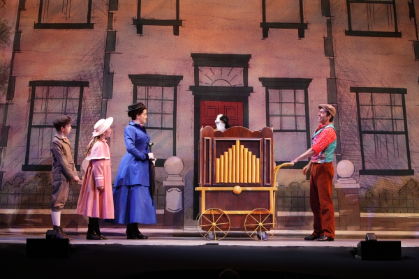 Photo Flash: First Look at Music Theatre of Wichita's MARY POPPINS Image
