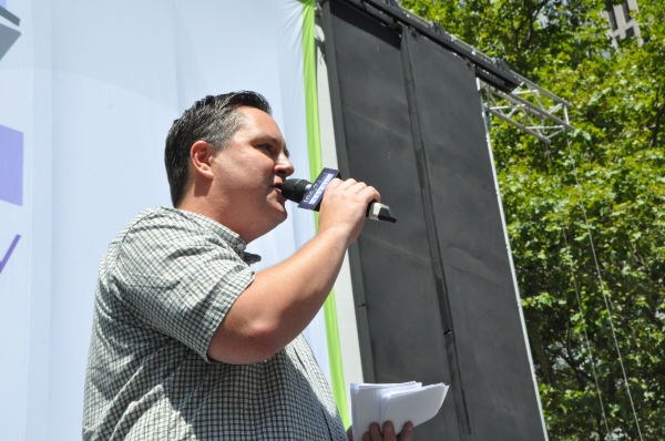 Photo Coverage: ONCE, MOTOWN, MAMMA MIA! & More Visit BROADWAY IN BRYANT PARK!  Image