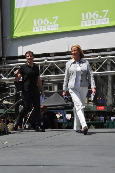 Photo Coverage: ONCE, MOTOWN, MAMMA MIA! & More Visit BROADWAY IN BRYANT PARK!  Image