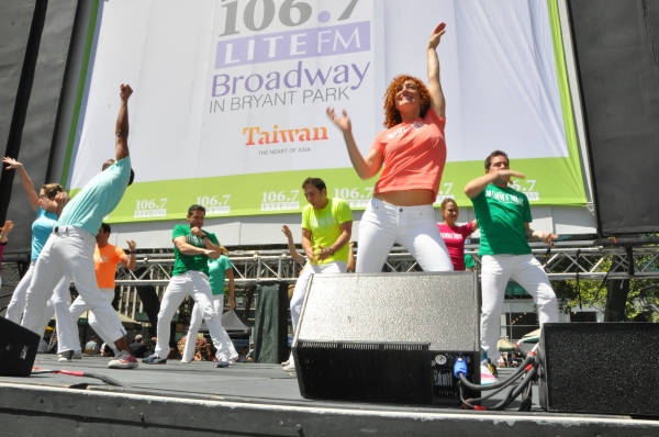 Photo Coverage: ONCE, MOTOWN, MAMMA MIA! & More Visit BROADWAY IN BRYANT PARK!  Image