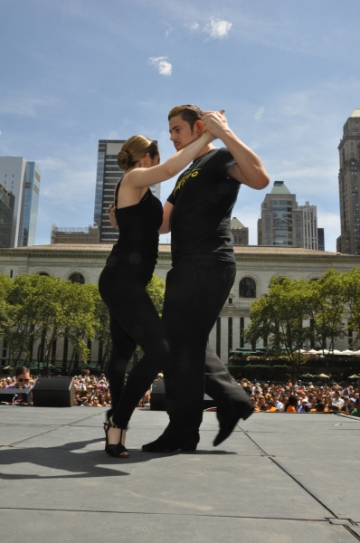 Photo Coverage: ONCE, MOTOWN, MAMMA MIA! & More Visit BROADWAY IN BRYANT PARK!  Image