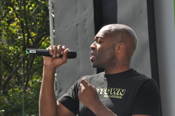 Photo Coverage: ONCE, MOTOWN, MAMMA MIA! & More Visit BROADWAY IN BRYANT PARK!  Image