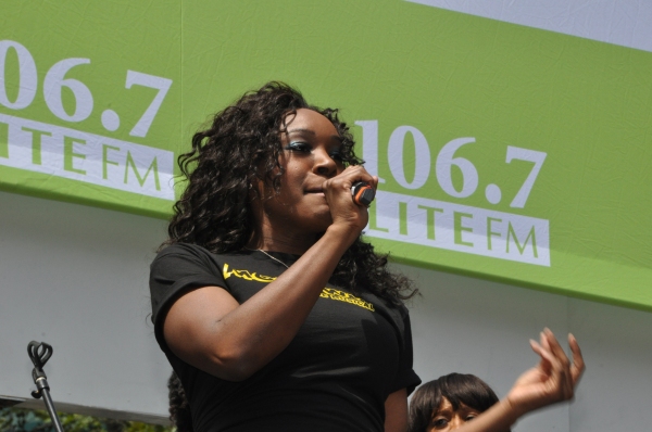 Photo Coverage: ONCE, MOTOWN, MAMMA MIA! & More Visit BROADWAY IN BRYANT PARK!  Image