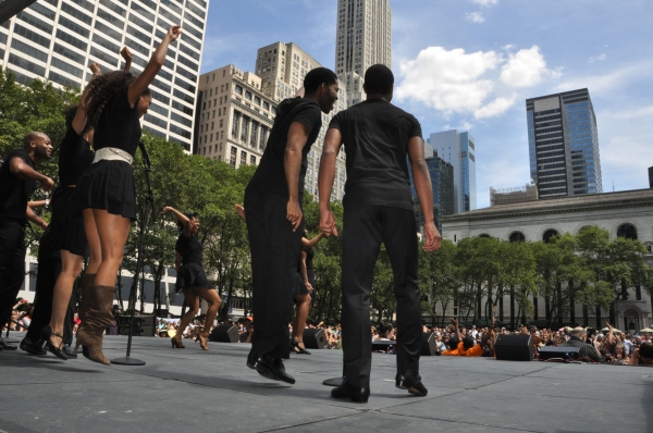 Photo Coverage: ONCE, MOTOWN, MAMMA MIA! & More Visit BROADWAY IN BRYANT PARK!  Image