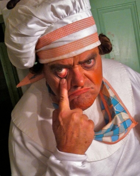 Photo Flash: Saturday Intermission Pics, Aug 17 - BOOK OF MORMON Celebrates 1,000 Performances, WIZARD OF OZ Ends in Toronto and More! Image