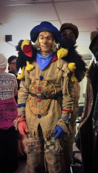 Photo Flash: Saturday Intermission Pics, Aug 17 - BOOK OF MORMON Celebrates 1,000 Performances, WIZARD OF OZ Ends in Toronto and More! Image