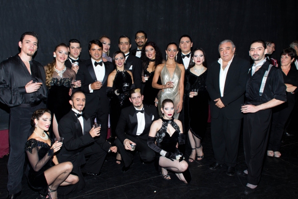 Luis Fonsi, Luis Bravo and the cast of FOREVER TANGO Photo