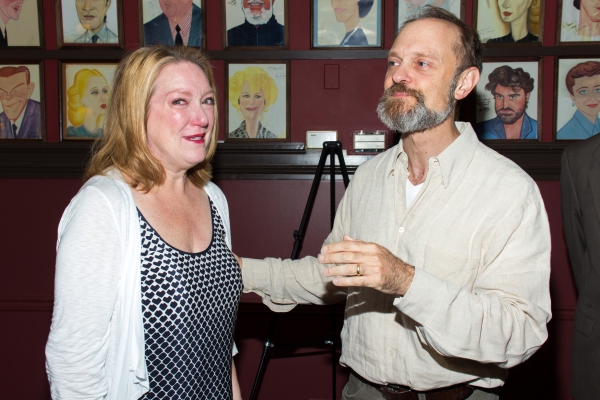 Photo Coverage: Kristine Nielsen Gets Surprise Portrait at Sardi's Image