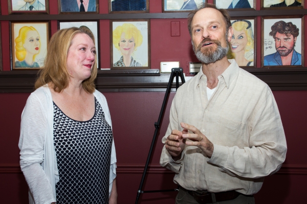 Photo Coverage: Kristine Nielsen Gets Surprise Portrait at Sardi's Image