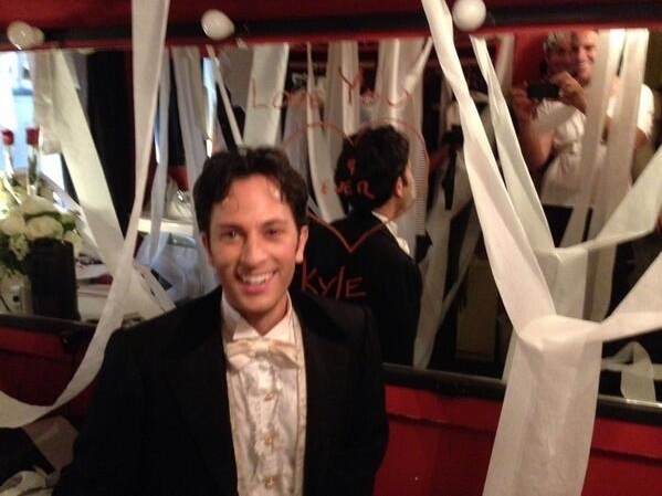 Photo Flash: Saturday Intermission Pics, Aug 24 - It's Hat Day at SOUL DOCTOR, ANYTHING GOES Ends in Toronto and More!  Image