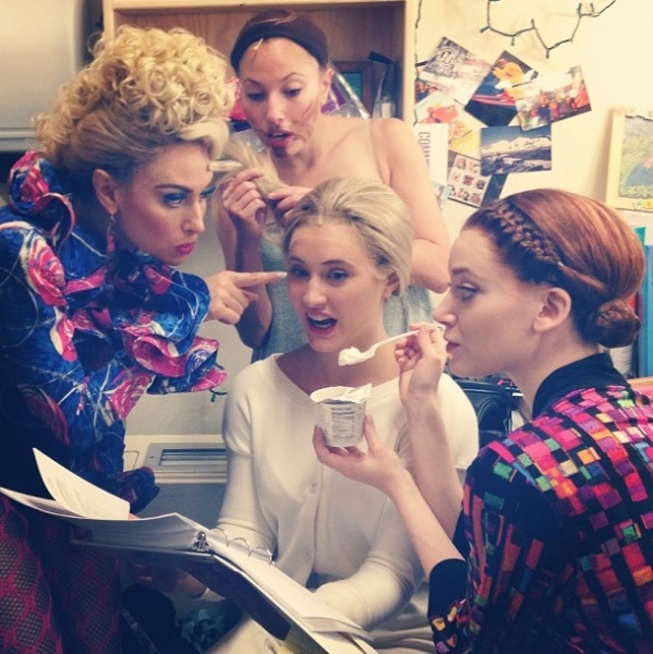 Photo Flash: Saturday Intermission Pics, Aug 24 - It's Hat Day at SOUL DOCTOR, ANYTHING GOES Ends in Toronto and More!  Image