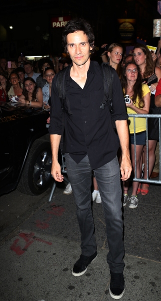 Photo Coverage: Orlando Bloom, Condola Rashad & More Meet Fans at ROMEO & JULIET Stage Door Following First Preview Image